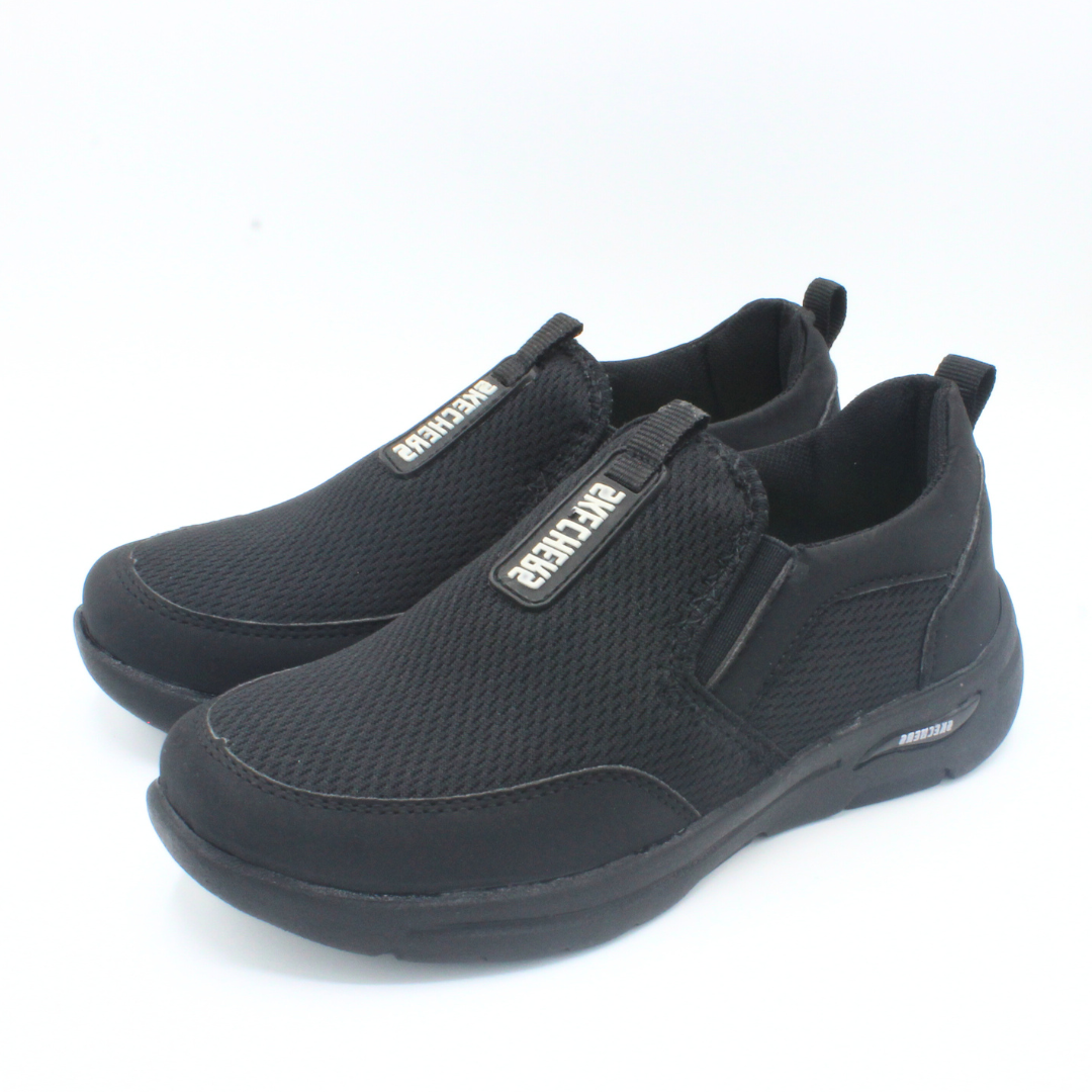Skechers Easy Walk Slip-Ons