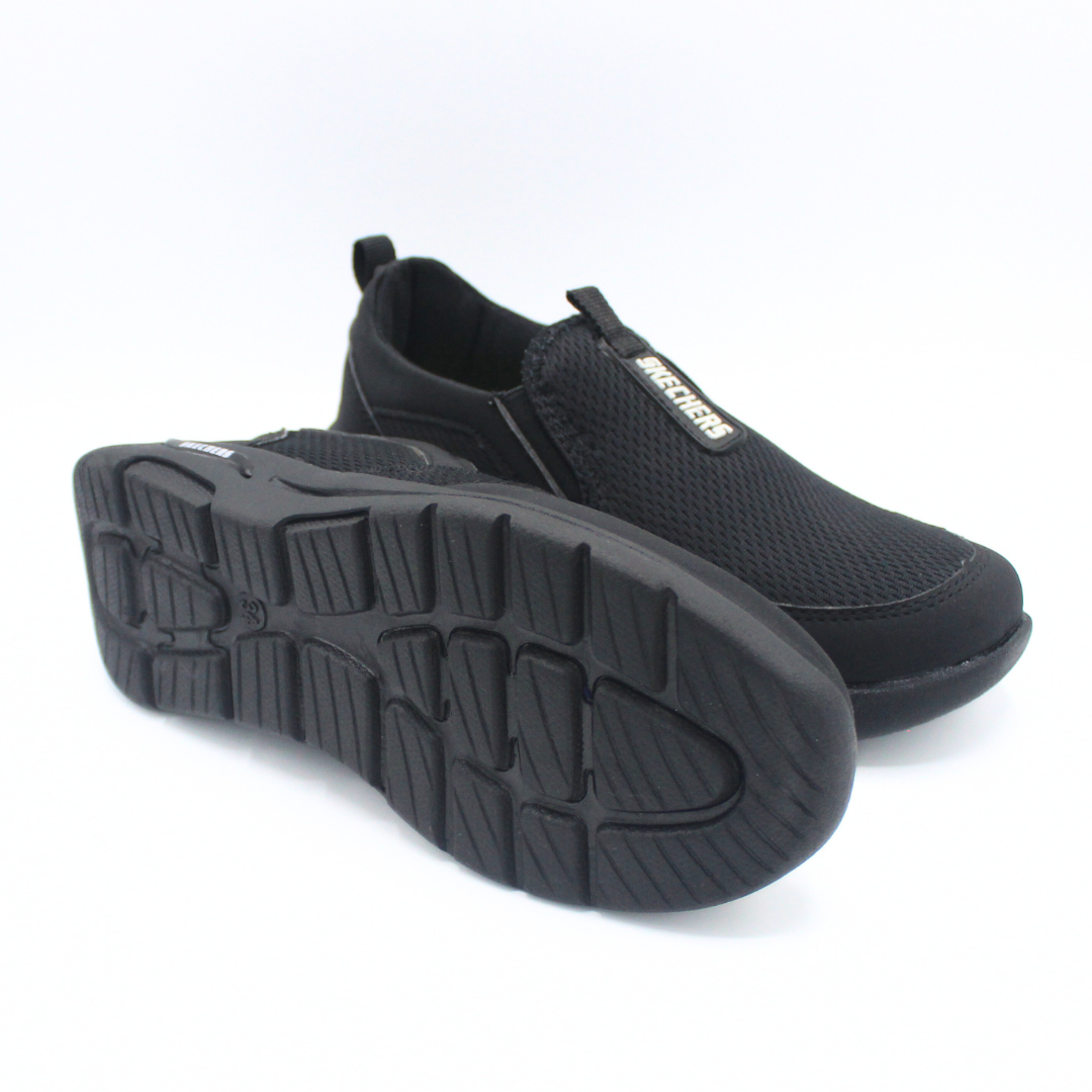 Skechers Easy Walk Slip-Ons