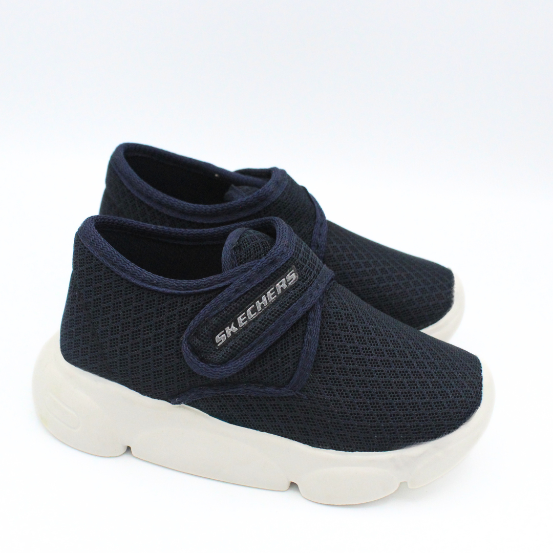 Skechers Cloud Step Slip Ons
