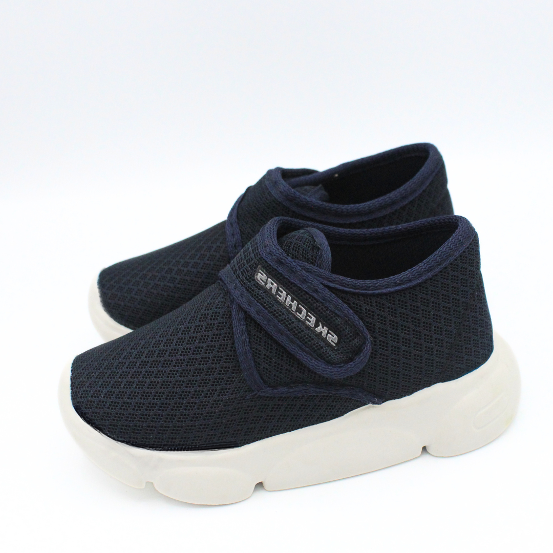 Skechers Cloud Step Slip Ons
