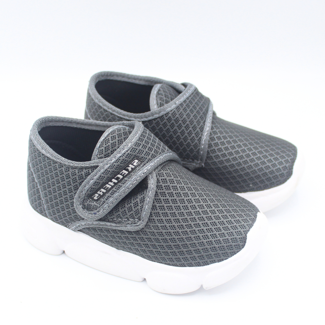 Skechers Cloud Step Slip Ons