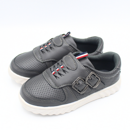 BuckleUp Sneakers