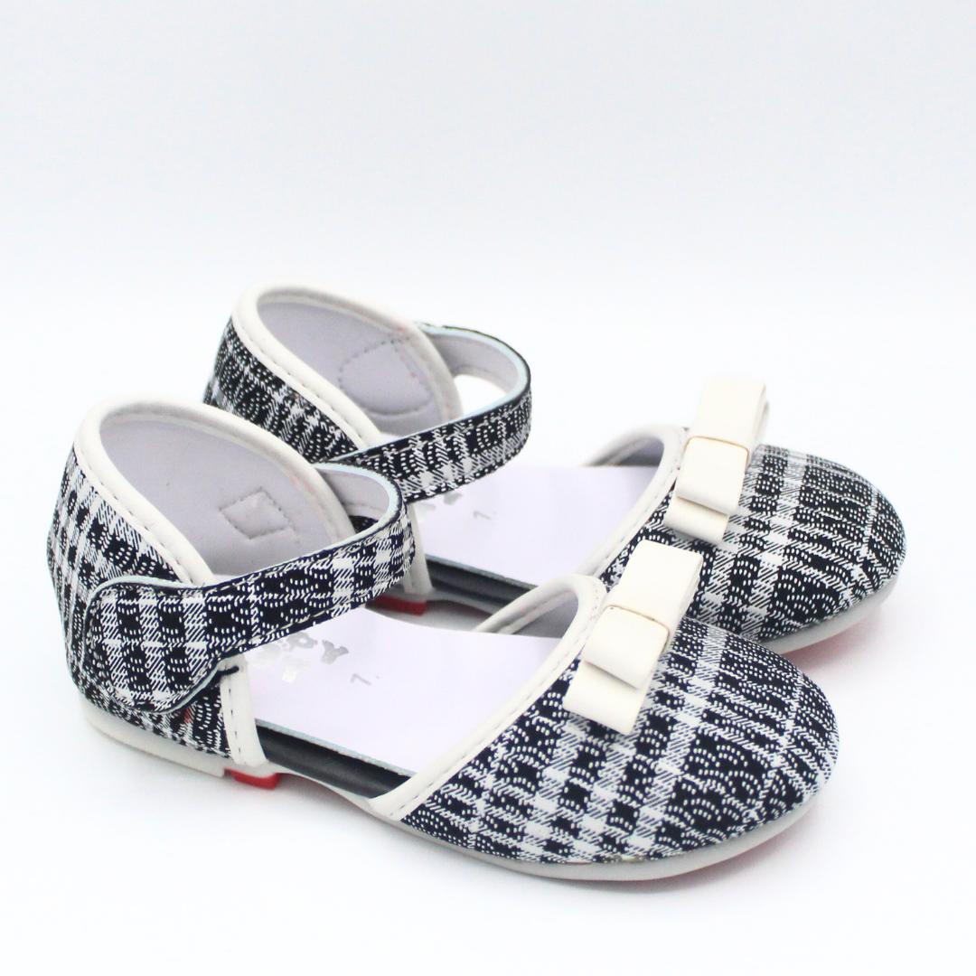 Checkmate Cutie Pumps