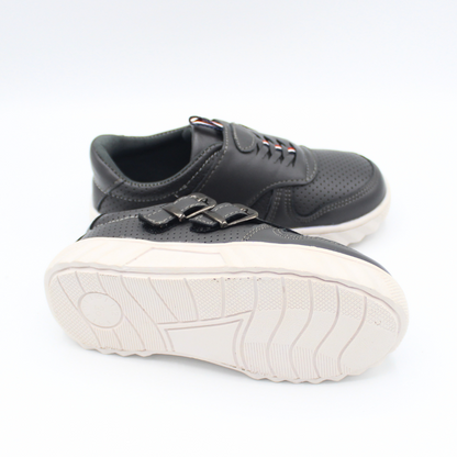 BuckleUp Sneakers