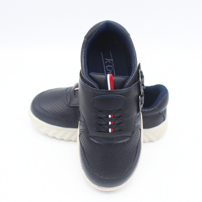 BuckleUp Sneakers